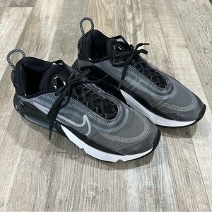 NIKE | Air Max 2090, Sz 9